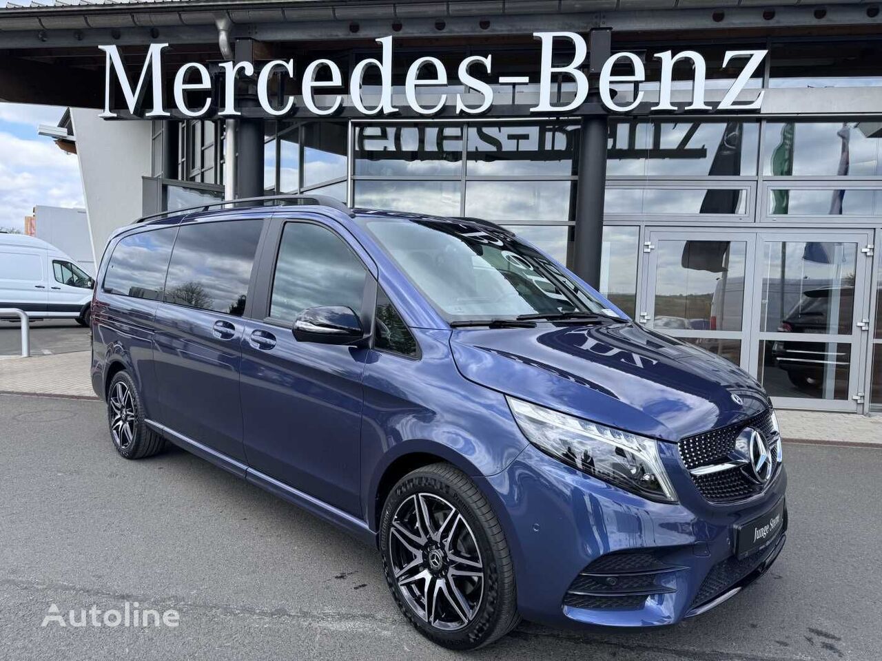 Mercedes-Benz d EDITION 4MATIC AMG DISTRONIC AHK Tisch Kleinbus