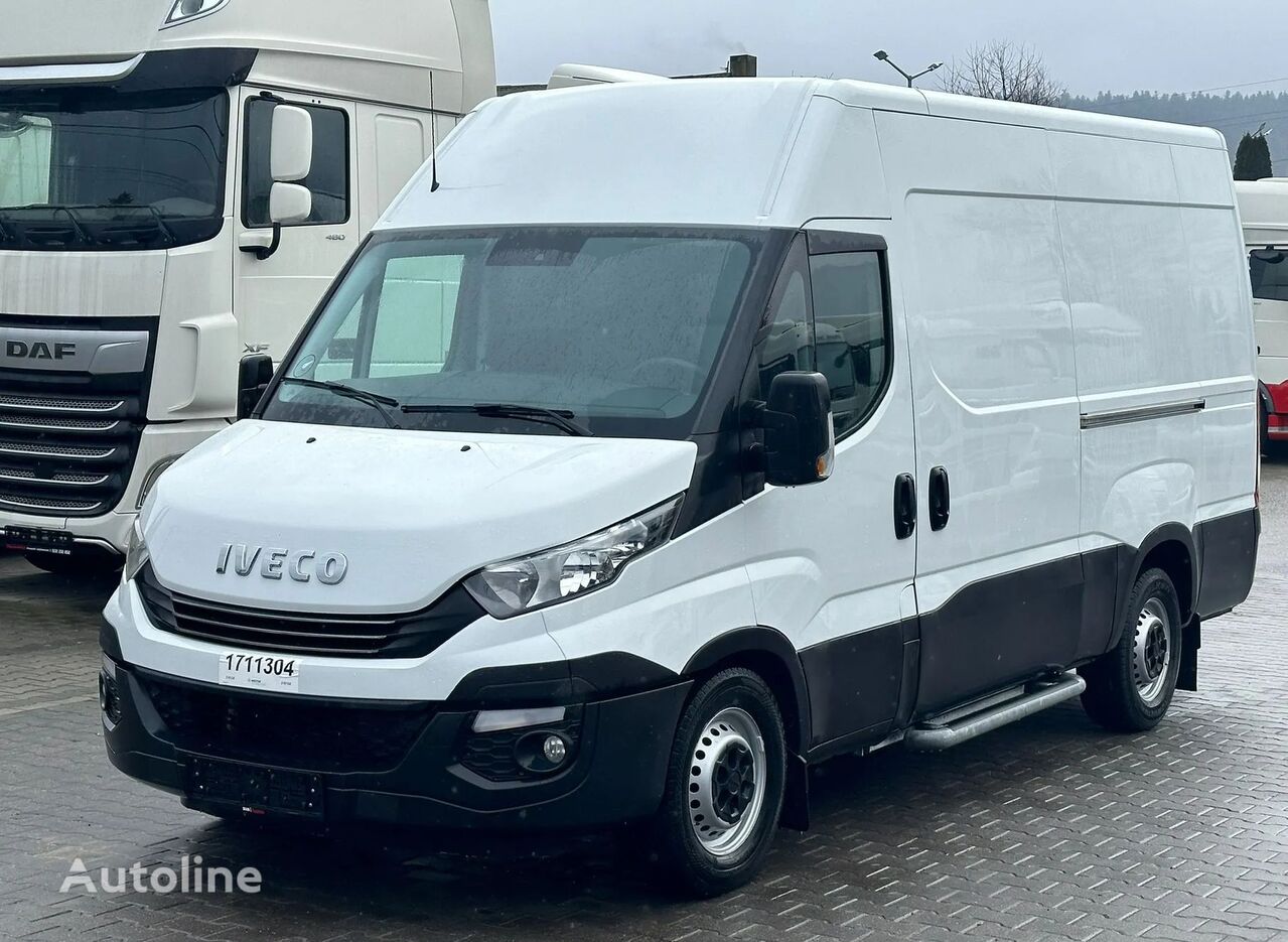 IVECO 35S18 / 3.0 / AUTOMAT / PO KONTRAKCIE SERWISOWYM Kombi-Lieferwagen