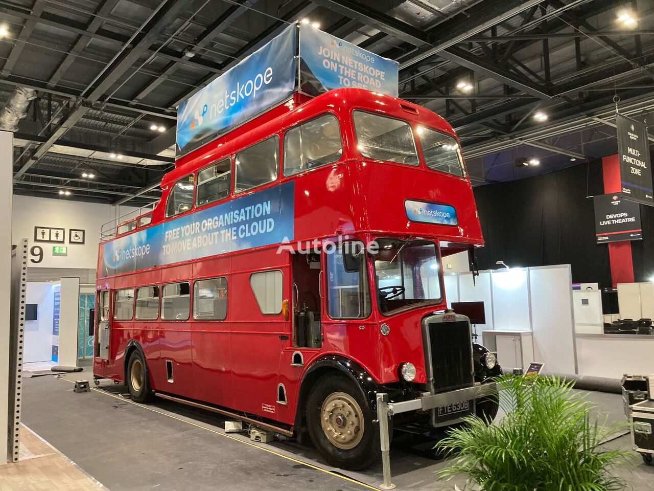 Leyland PD3 British Triple-Decker Bus Promotional Exhibition  Doppeldeckerbus