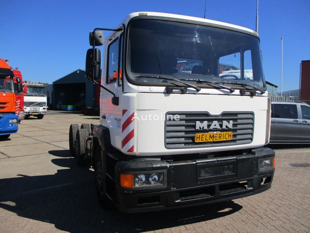 MAN 25 25.280 6 CILINDER EURO 3 MANUAL 6X2 CHASSIS 117.621 KM Fahrgestell LKW