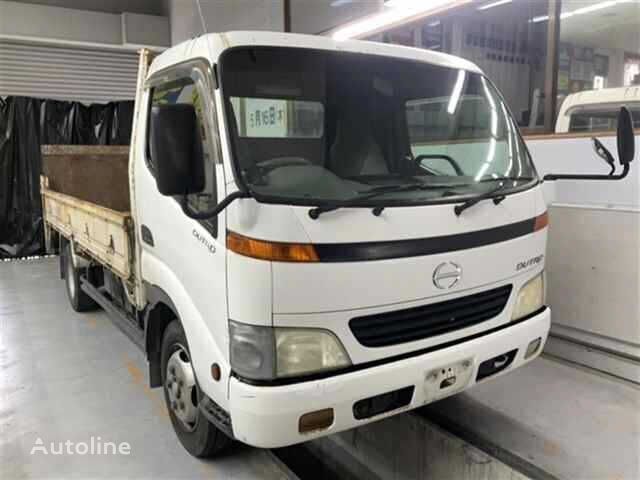 Hino DUTRO Pritsche LKW < 3.5t